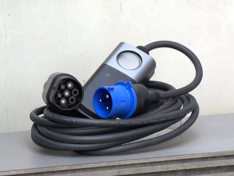 Mobiele-lader-EV-7.4kW-Elektrische-auto