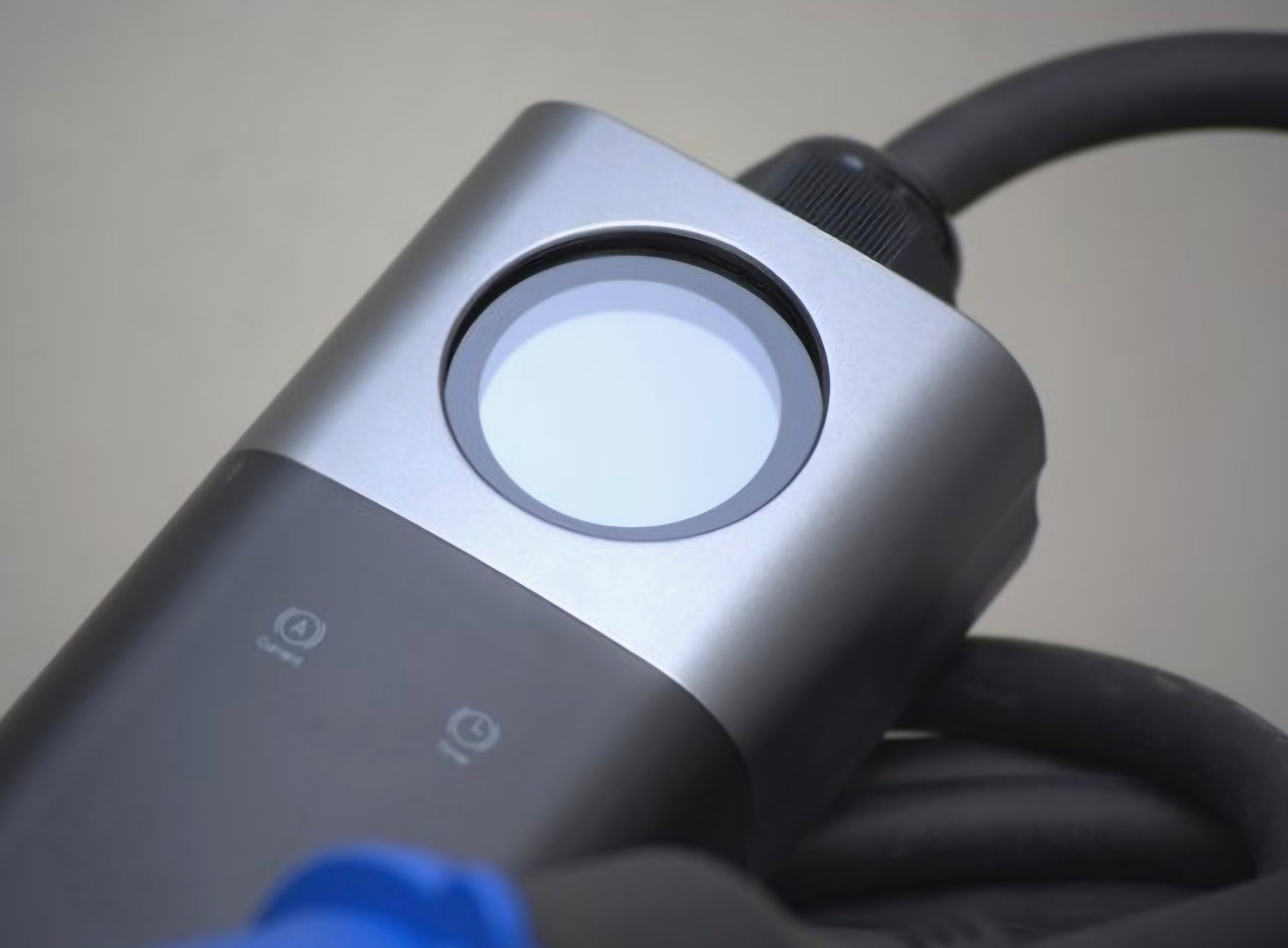 EVshield® PLUS – De Stijlvolle Vaste Laadoplossing voor Krachtstroom Thuisladers