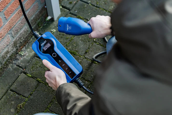 Voldt Type 2 Thuislader – Regelbaar 8A–16A | 3.7–22kW | 230V Schuko